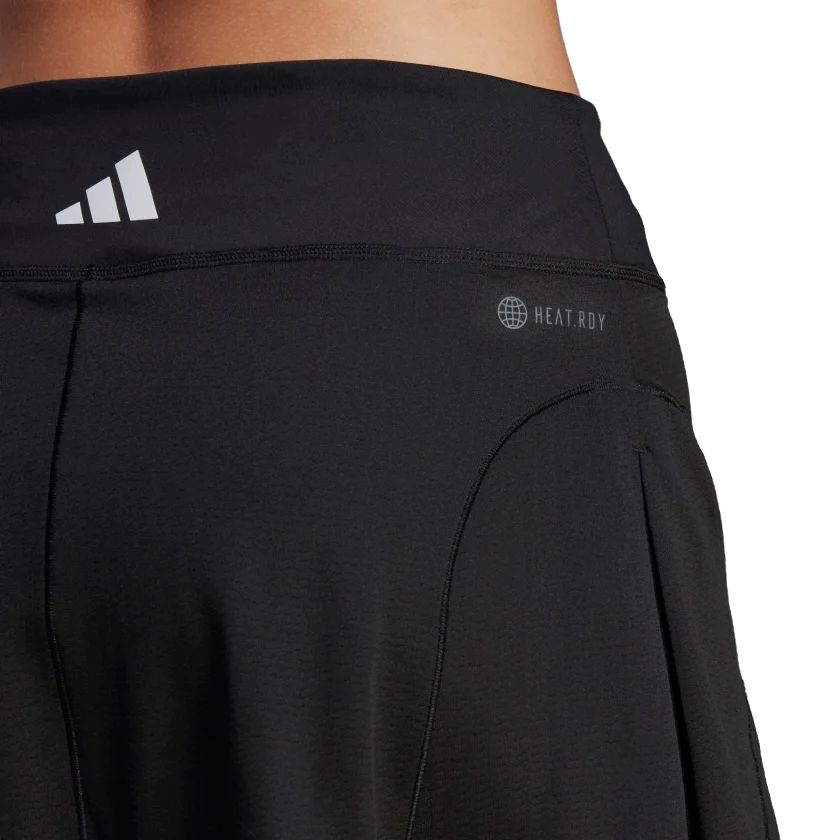 Gonna Match Donna Black