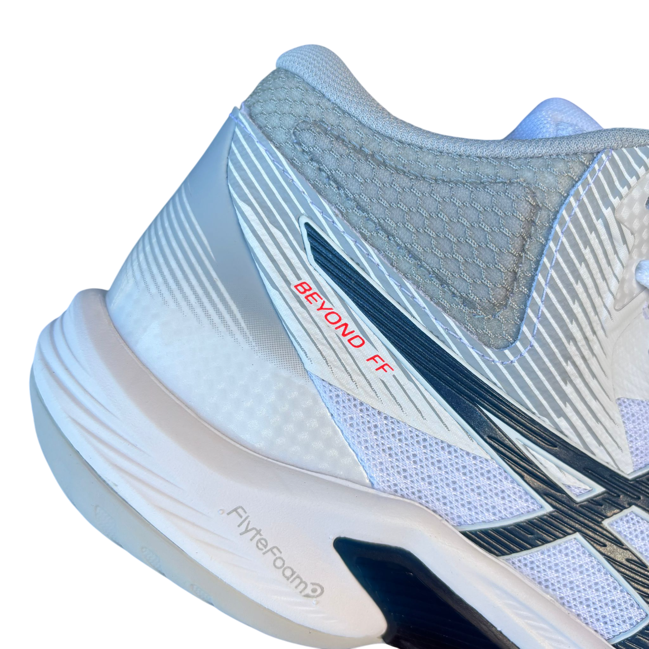 ASICS Beyond FF MT 1071A095-105 White/New Leaf | Volley uomo sostegno grip FlyteFoam