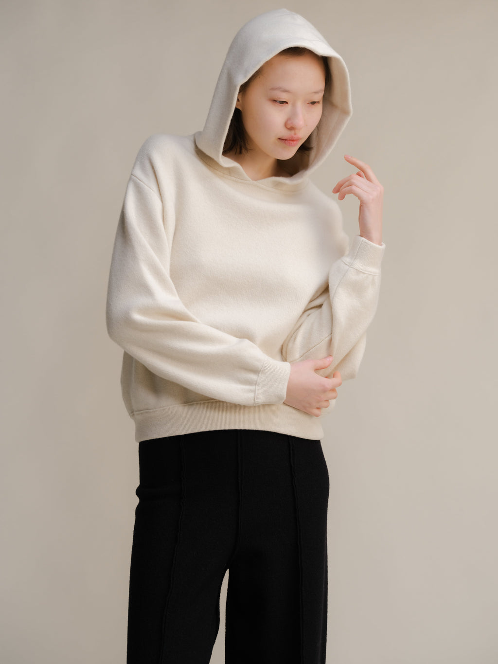 Superfine Lambswool Cropped Hoodie