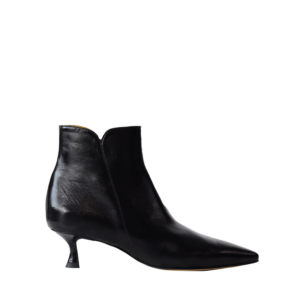 STIVALETTO NERO