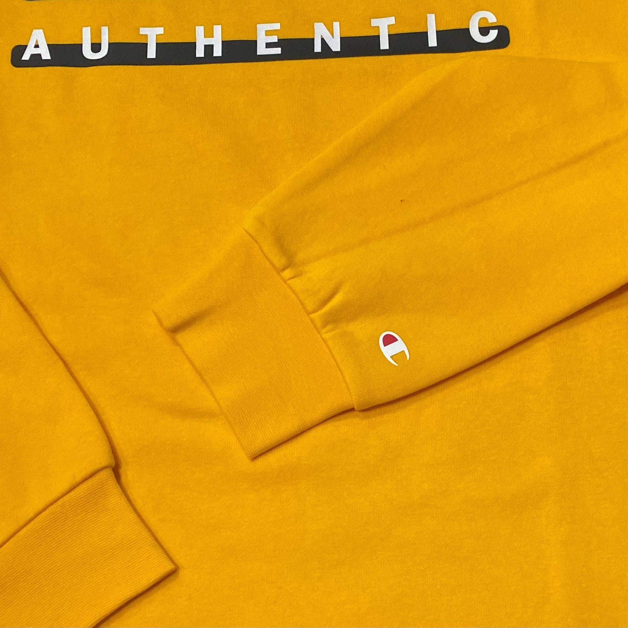 Champion felpa girocollo in cotone di felpina leggera con logo sul petto Legacy 306513 YS058 giallo