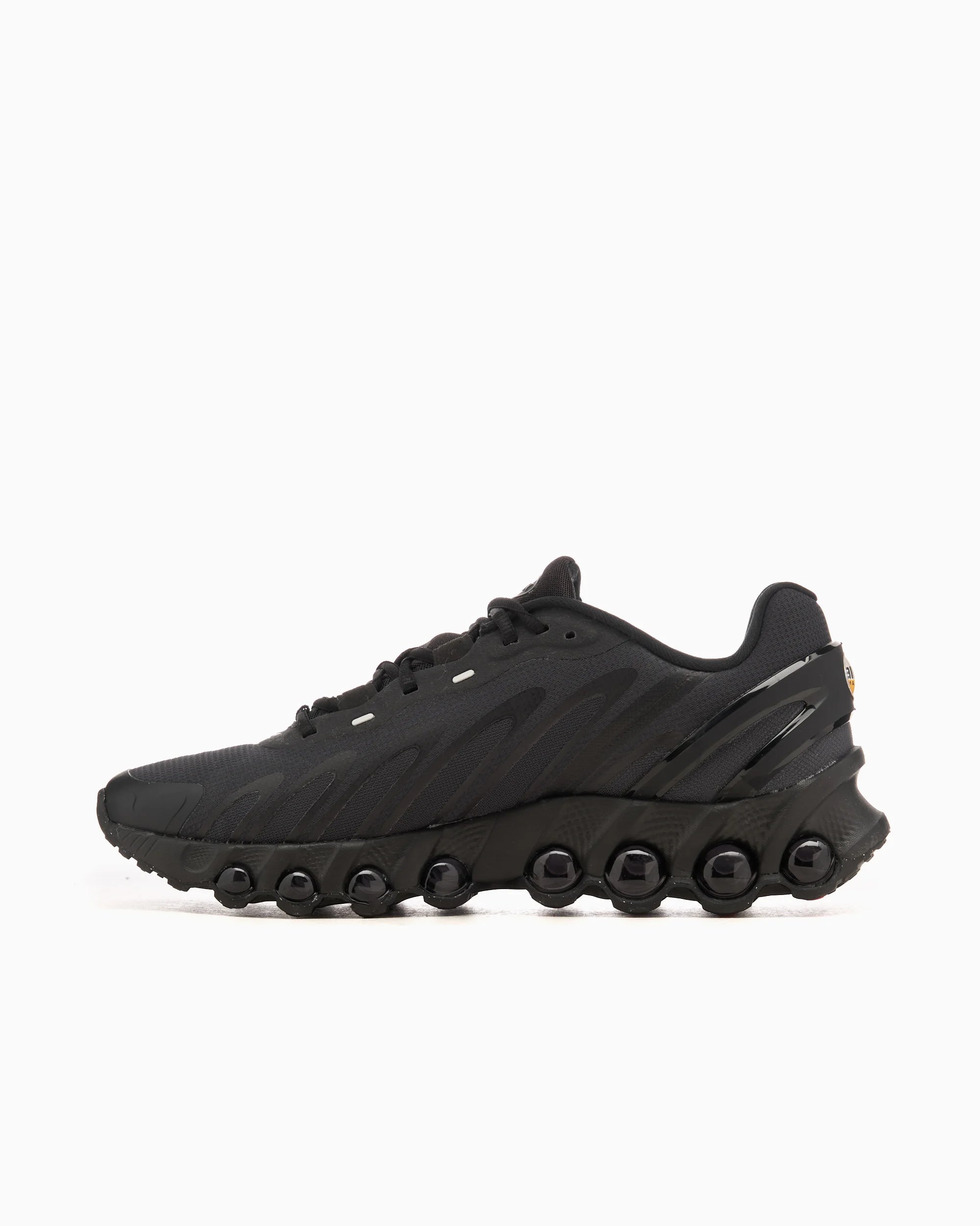 Nike Scarpa Air Max DN8 FQ7860-002 Nero – Design Moderno, Comfort Dinamico e Tecnologia Air Max
