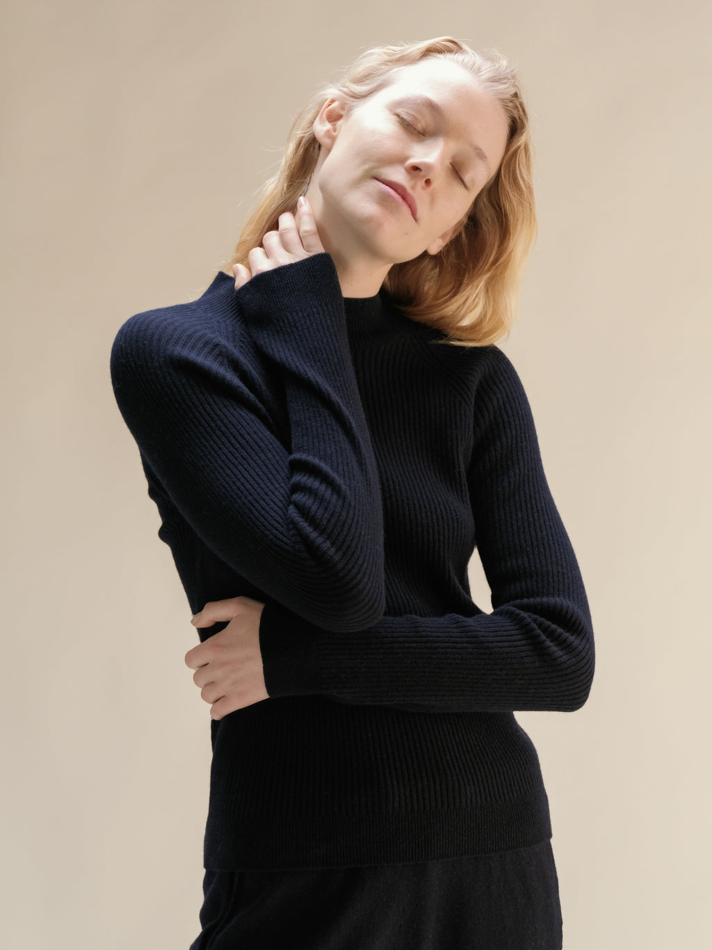 Cashmere Mix Ribbed Mock Neck Sweater (3D-Knit)