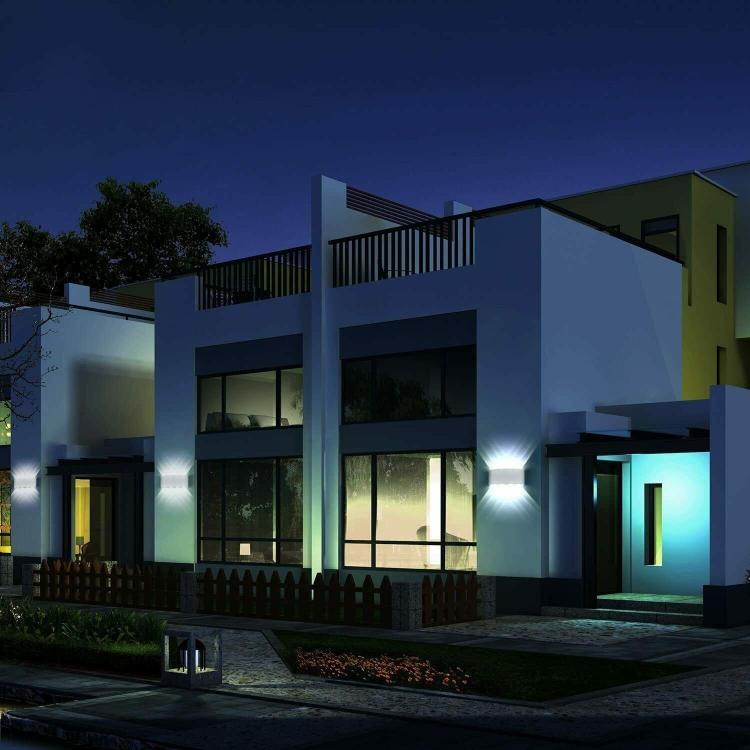 APPLIQUE A PARETE LED BIANCO 18W LUCE FREDDA 6500K ESTERNO UP&DOWN IMPERMEABILE